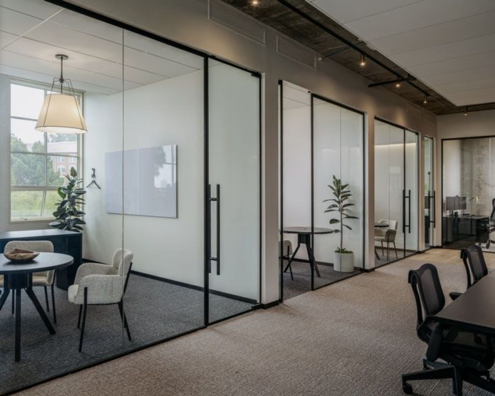 Top 10 Companies Offering Commercial Office Space for Rent in India
